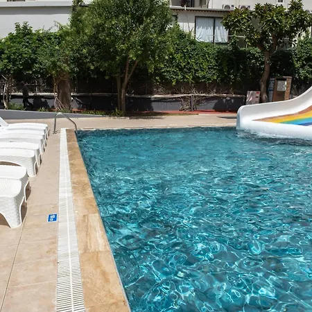 Resort Kaila Krizantem